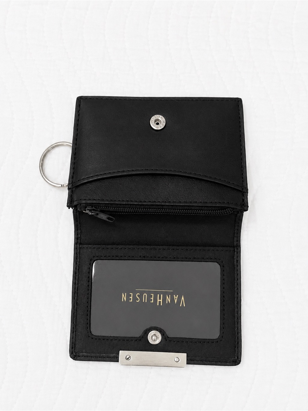 Van Heusen Black Leather Card Wallet with Keyring Accent